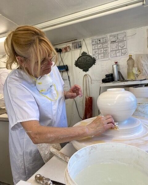 kim working kim working